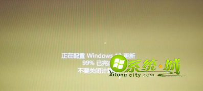 Win10系统安装补丁后一直卡在“正在配置Windows更新”